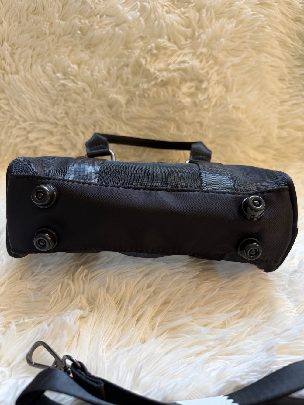ALO Yoga Mini Sheer Duffle Bag Black Mesh with Detachable Strap - Picture 6 of 9